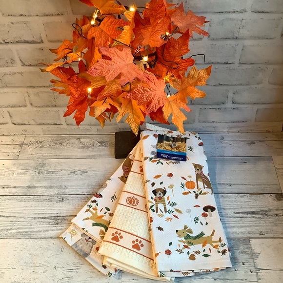 HUMANE SOCIETY Set Of 3 Autumn Dogs Kitchen Towels - Picture 1 of 4